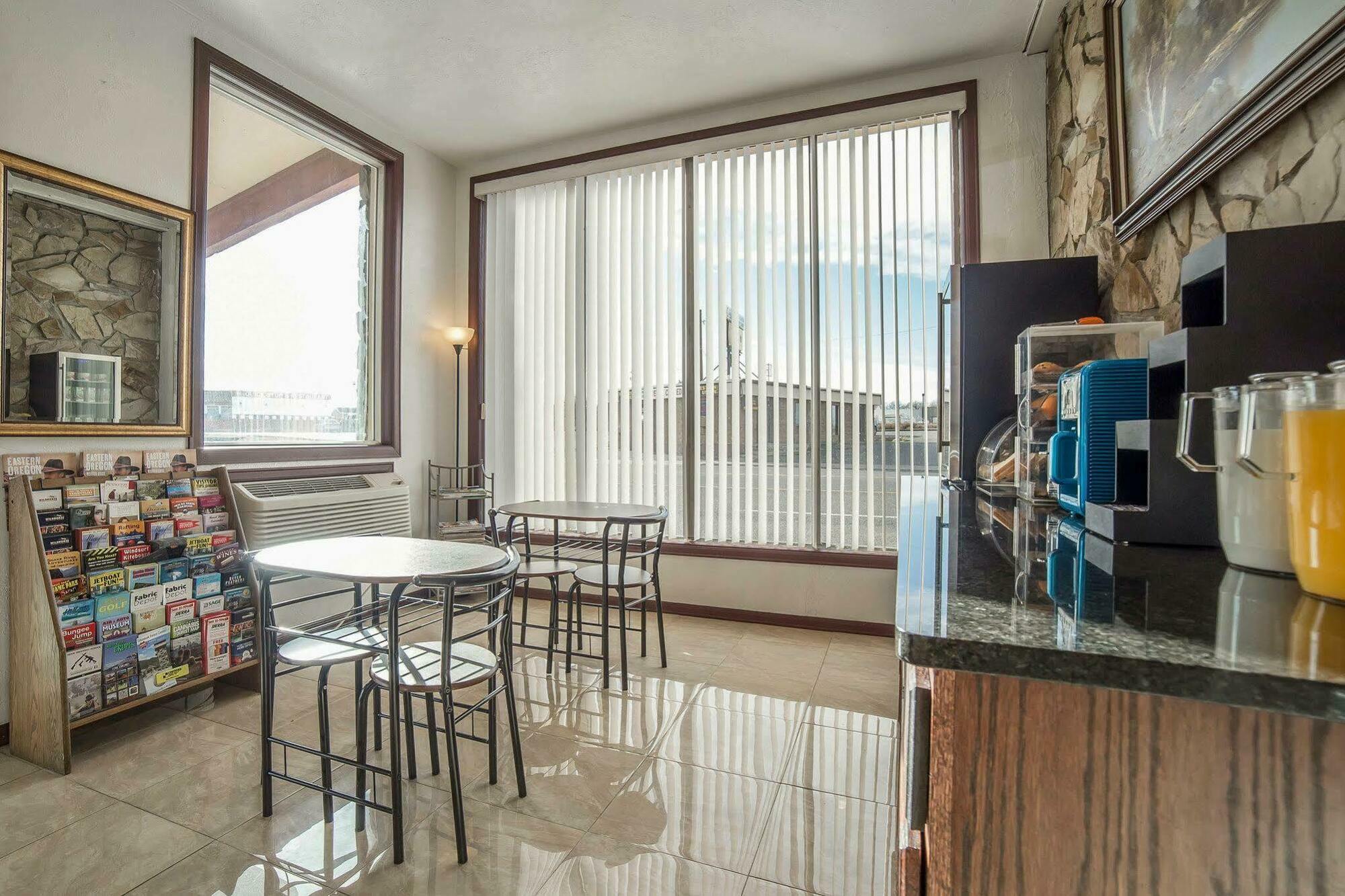 Motel 6 Hermiston Or Umatilla Ngoại thất bức ảnh